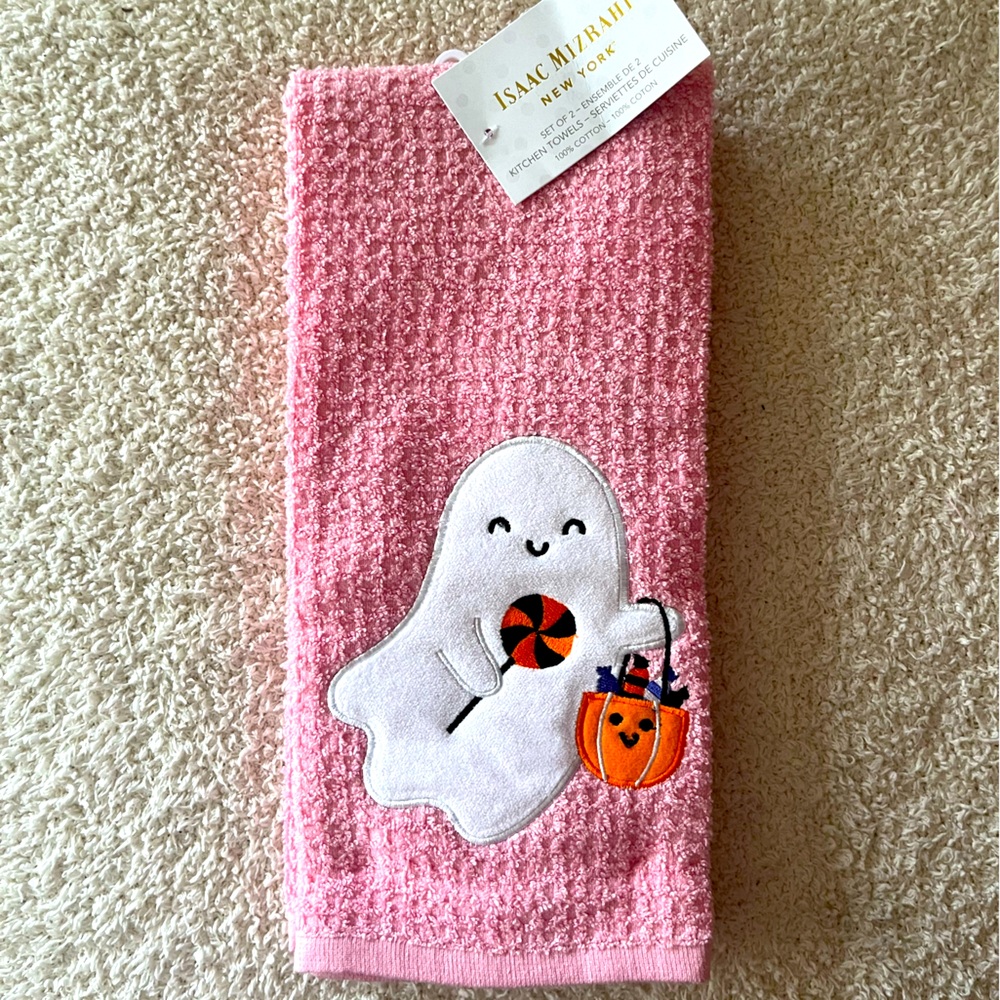 Pink Isaac Mizrahi Ghost 👻 Kitchen Towels.